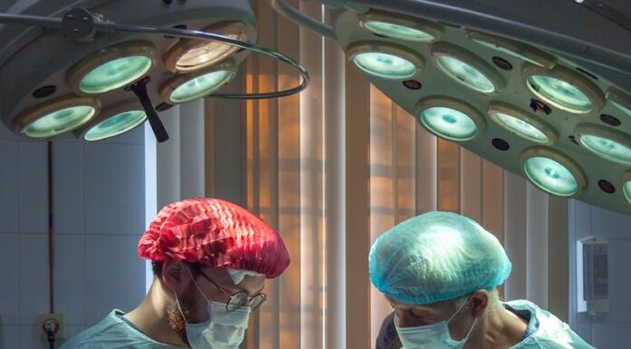 Sight Care vs VisiSharp vs AREDS2: Which Eye Supplement Is Best? Sight Care vs VisiSharp comparison