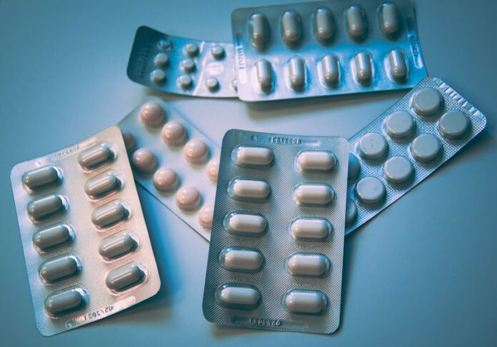GlucoTrust natural supplement vs Metformin medication